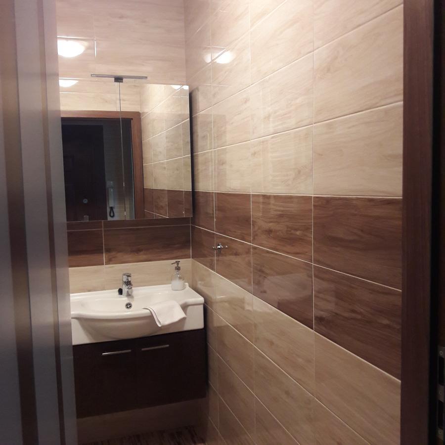 Studio 18 Apartman Kazincbarcika Exterior photo