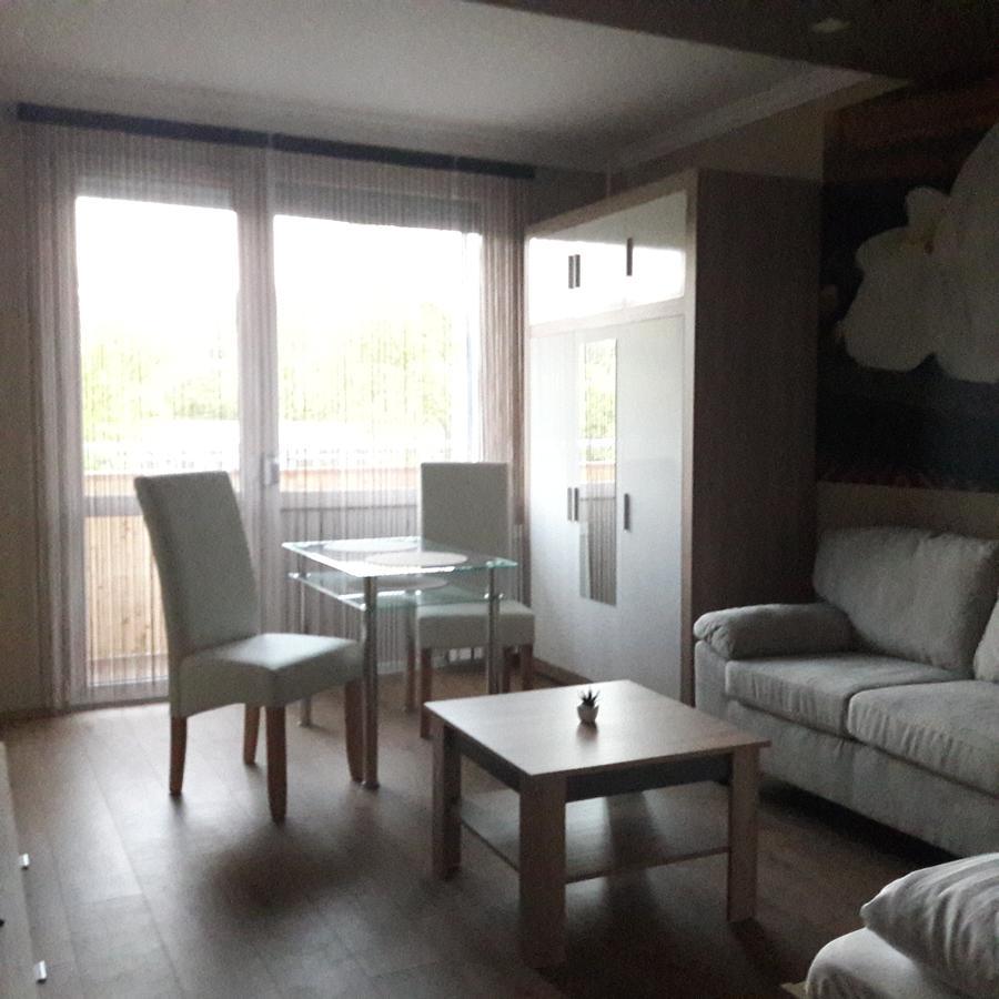 Studio 18 Apartman Kazincbarcika Exterior photo